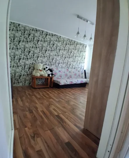 Drumul Taberei, Piata Moghioros,