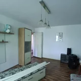 Drumul Taberei, Piata Moghioros